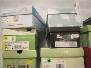 lot 88 image: large lot of womens shoes size 9 12 and 10 all are in box