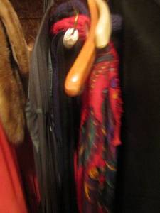 lot 108 image: SHAWS, 2 clothes zip up holders