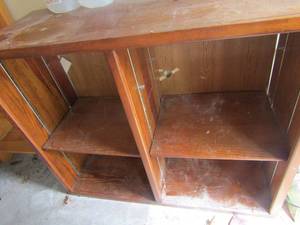 lot 504 image: 2 tier solid wood bookshelf  size 39x47x19