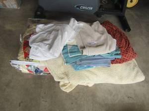 lot 279 image: blankets,quilts,pillow cases and more