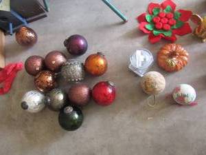 lot 291 image: various glass balls, glass pumpkin, bells and more
