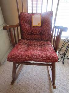 lot 297 image: wooden rocker