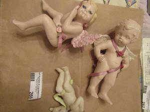 lot 269 image: 3 glass ceramic angels 1 has a broken ring 1 angel has no wing at all