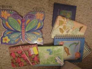 lot 261 image: butterfly note pad, address books, journal, 7 in total