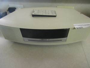 lot 179 image: Bose system with remote
