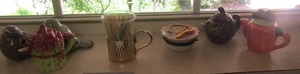 lot 206 image: a mini grape tea pot, carrot mini tea pot, asparagus mini tea pot, 2 ceramic birds, toothpick holder and more