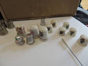 lot 554 image: collector thimbles