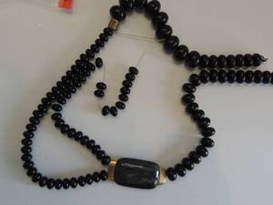 lot 565 image: black bead and stones necklace in need of repair