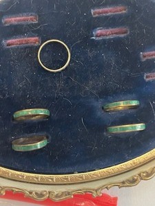 lot 559 image: 4 Turquoise Rings & 1 STERLING RING  SIZE 7-7 12