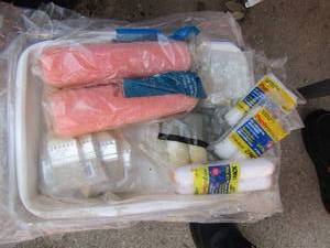 lot 32 image: Various roller paint pans, new paint brushes, rollers