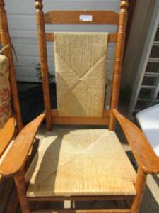 lot 21 image: Cracker barrel High back wicker style rocker in great condition