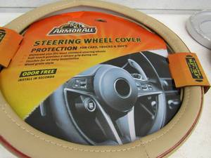 lot 210 image: New armor all steering wheel cover, fits sizes- 14.515.5