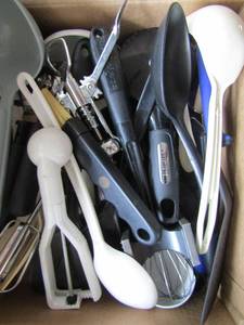 lot 233 image: box of various kitchen utensils
