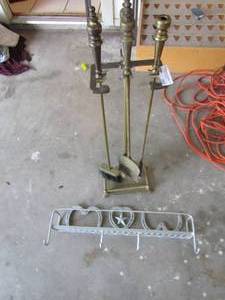 lot 242 image: 3 piece brass fireplace set broom, dust pan and fire poker, wall dcor metal horse shoe art