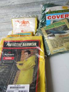 lot 288 image: Various new rain coats and suit sets, all new yellow and green qty 5