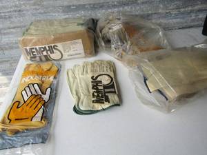 lot 292 image: marigold gloves new, Memphis industrial gloves size large new in pack qty 10 pair