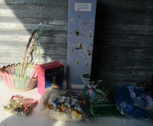 lot 318 image: Easter jubilee tree NIB, Easter basket and 2 bags of colored grass, jingle bells NIP, Donald duck dcor