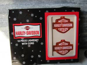 lot 321 image: Harley Davidson 10 piece light set with cord NIB