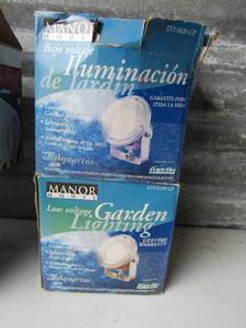 lot 387 image: Low voltage garden light qty 2 NIB