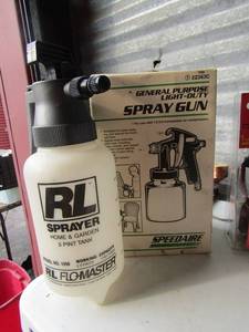 lot 394 image: General purpose spray gun NIB, Yard and garden sprayer used