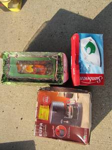 lot 442 image: eupa 8 cup coffee maker, howling wolf tunnel light, sun bean clothing iron