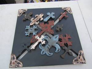 lot 45 image: H&H design metal wall art 2020