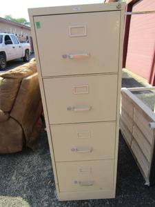 lot 25 image: 4 drawer white metal filing cabinet qty 1