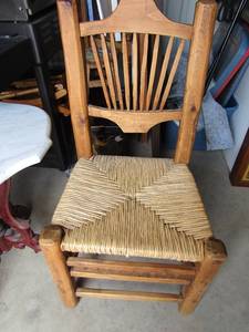 lot 132 image: Solid blonde wood dining chair with wicker seating, very sturdy great shape