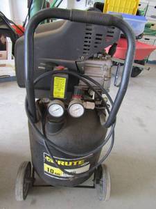 lot 146 image: Brute 10 gallon 125 PSI AIR COMPRESSER works amazing like new