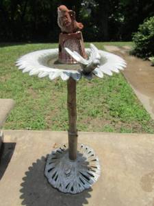 lot 914 image: solid iron bird bath 31 in tall