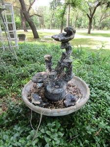 lot 958 image: FOUNTAIN - 4 ft. tall by 3ft diameter lily pad and frog outdoor waterfall