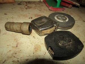lot 978 image: measuring tapes qty 3