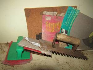 lot 979 image: various sand paper, and more