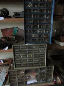 lot 989 image: qty 3 screw organizers plus contents