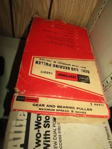 lot 1012 image: 2 way riveter set with case
