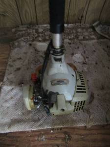 lot 1038 image: edger weed eater echo brand