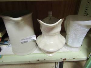 lot 1097 image: handled milk glass vase, 2 off white handled pictures
