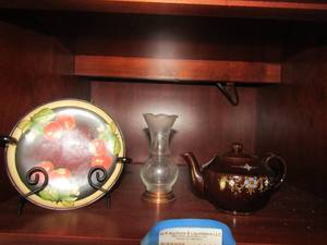lot 1112 image: brown floral tea pot, clear glass vase, handled Bavaria hand painted plate with plate holder