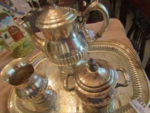 lot 1130 image: silver plate lot includes, sugar, creamer, and tea pot with tray by Viking plate