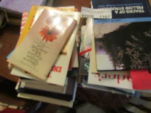 lot 1167 image: Large lot of books, Jesus calling- my fav senior moments- tracks of a fellow struggler- I got to talk to somebody and many more