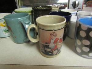 lot 1171 image: Various coffee cup lot, wagon yard , sunflowers and more