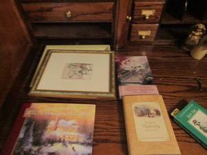 lot 1247 image: Thomas Kinkade book lot