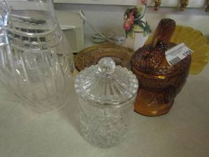 lot 1258 image: covered turkey bowl, covered canisters, crystal vase, floral dcor vase and more