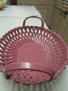lot 1183 image: Pink handled wicker design glass basket