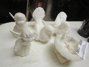 lot 1186 image: 2 white dove dcor-- bird bath and 2 angels