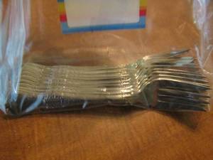 lot 1303 image: Dinner forks by Wallace qty 10