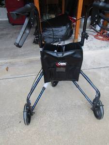 lot 1322 image: Carex 3 wheel blue walker
