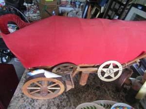lot 1325 image: VIP 1986 CHISOLM TRAIL ROUNDUP  4 wheel COVERED Wagon needs some cloth repair