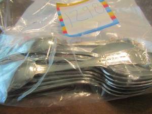 lot 1298 image: Wallace tea spoons qty 10
