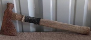 lot 39 image: Antique Homemade HatchetHammer with Wood Handle